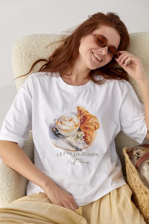 Футболка з принтом круасана - білий цвет, ONE SIZE (є розміри)